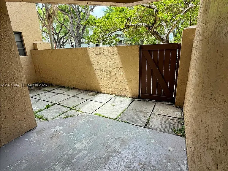 9015 SW 125th Ave #N-102 — Photo 31
