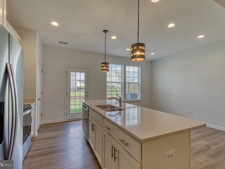 54 Melsonby Dr — Photo 8