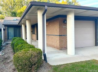 964 Wexford Way #21, Rochester, MI 48307