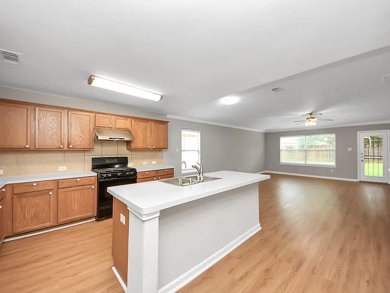 26526 Marble Point Ln — Photo 10