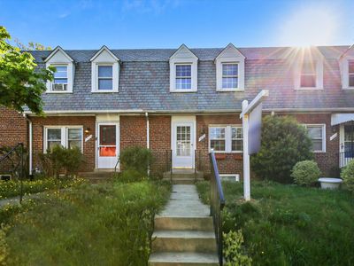 1037 N Monroe St, Arlington, VA, 22201
