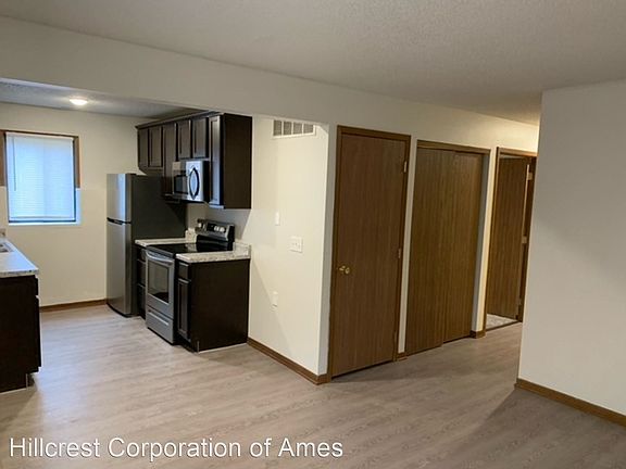 5th image of 312 Hillcrest Ave #14087845