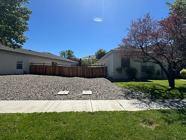 2837 Orion Dr — Photo 2