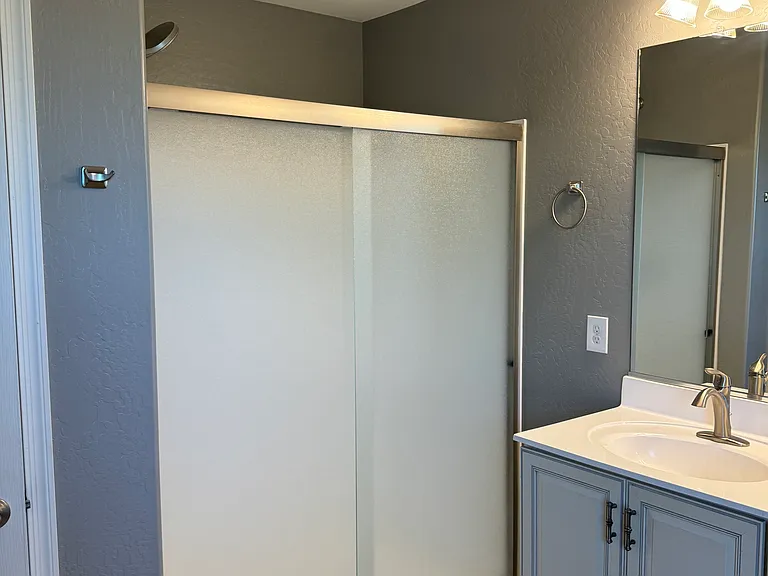 Main Bathroom Shower