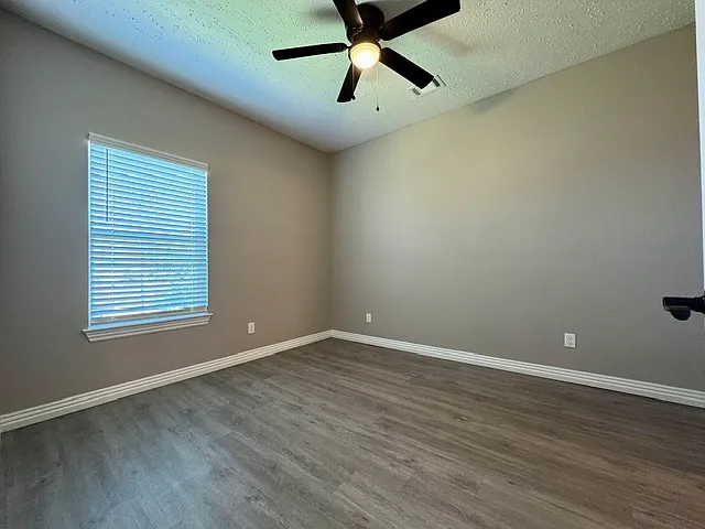 305 N 13th St #101 — Photo 15