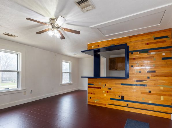 Additional property image - 301 S Winnetka Ave, Dallas, TX 75208