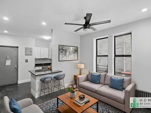 612 Flatbush Avenue image 1 of 7