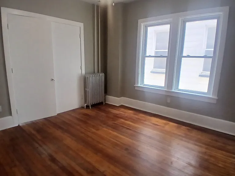 1824 Freemansburg Ave #1 — Photo 11