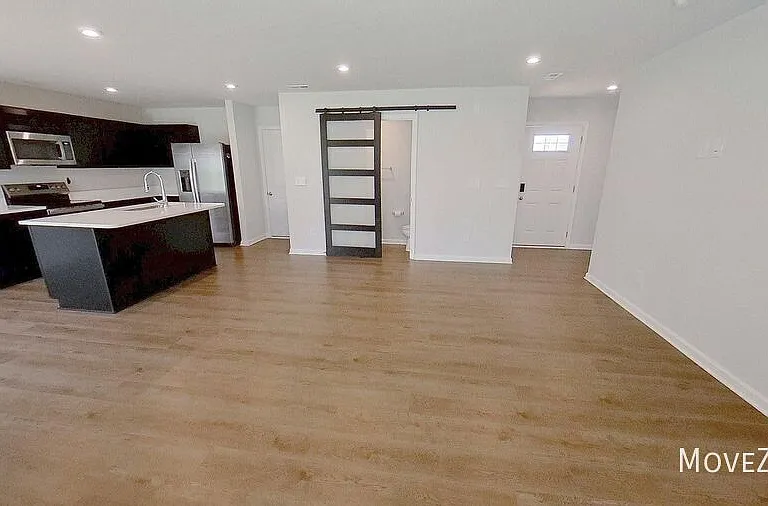 1514 Gutter Branch Dr — Photo 12