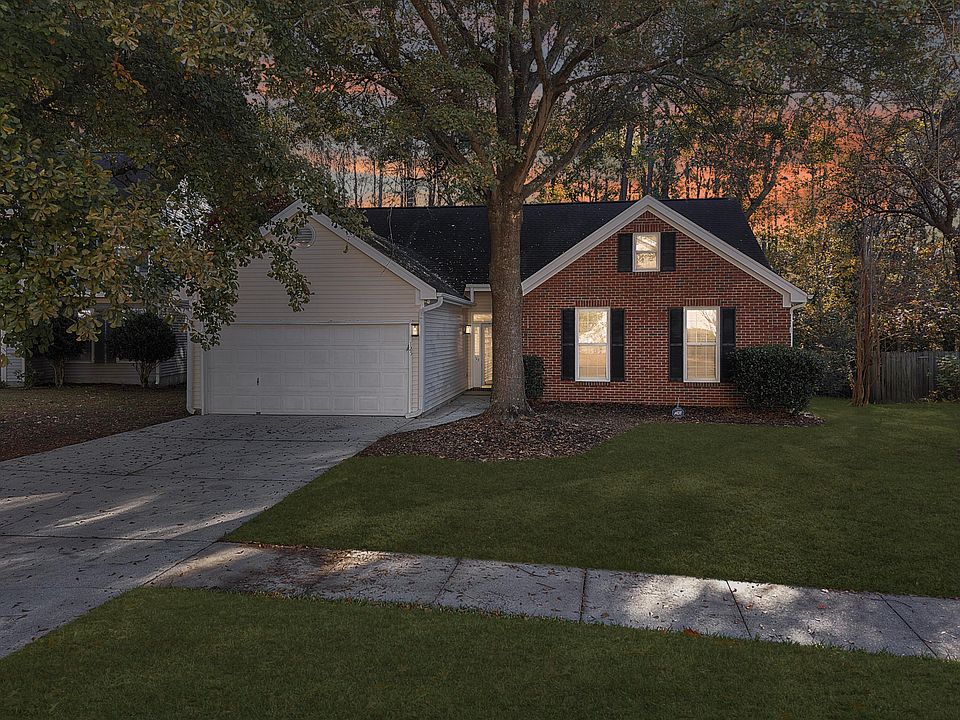 1st image of 125 Isherwood Dr