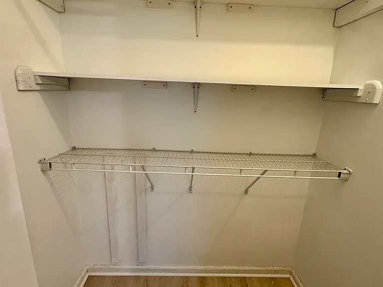 921 Nottingham Dr #13 — Photo 10