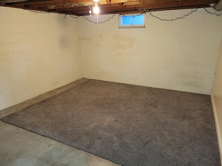 315 N Irving St — Photo 8