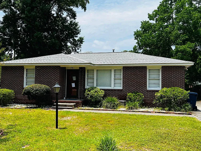 741 W Westchester Dr — Photo 1