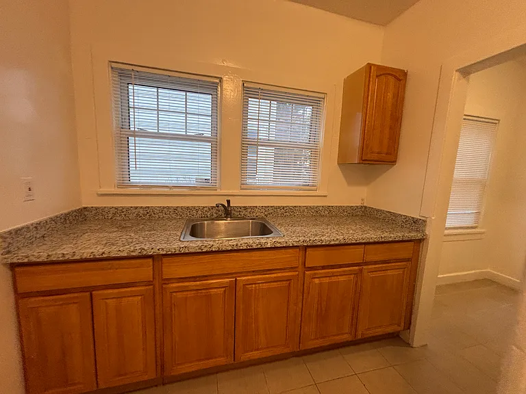 1120 12th St #1120 — Photo 9