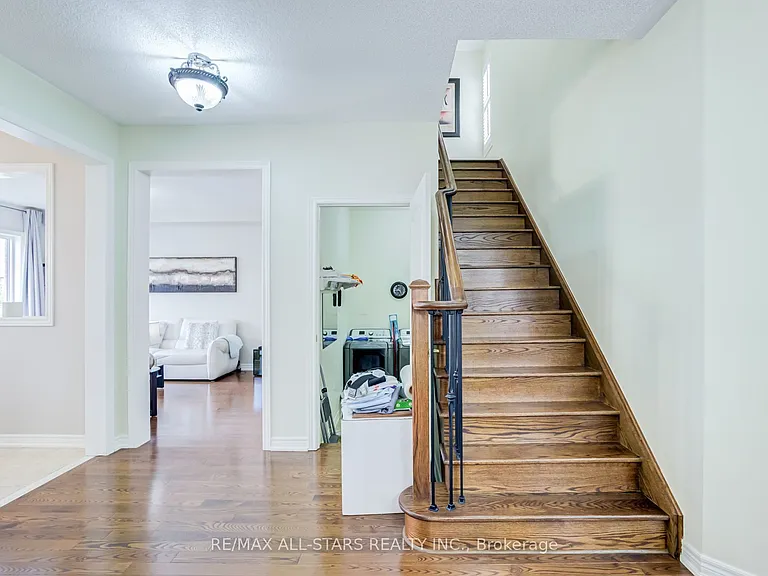 102 Creekland Ave — Photo 11