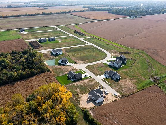 4th image of 3209 Village Way