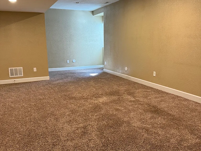 8071 E 54th Dr — Photo 13