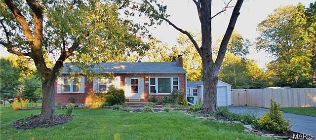1st image of 496 Longfellow Ave