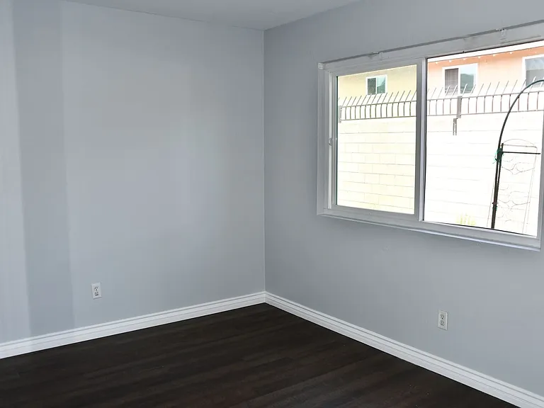 660 S Glassell St #107 — Photo 12