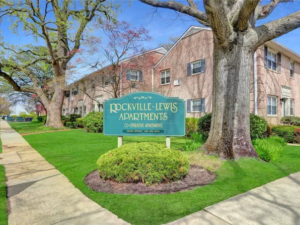 1 N Lewis Place #1, Rockville Centre, NY 11570