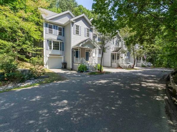 38 Georgetowne Drive, Nashua, NH 03062