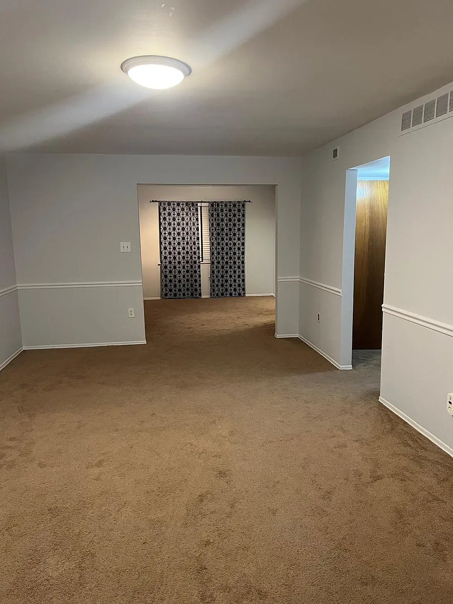 Dining area attached to kitchen and Living room - 1909 Raspberry Ct