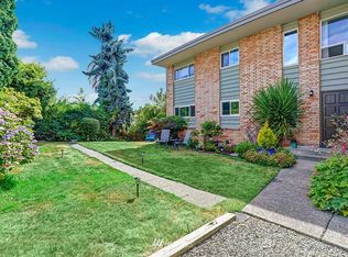 220 Alder St APT 7, Edmonds, WA 98020