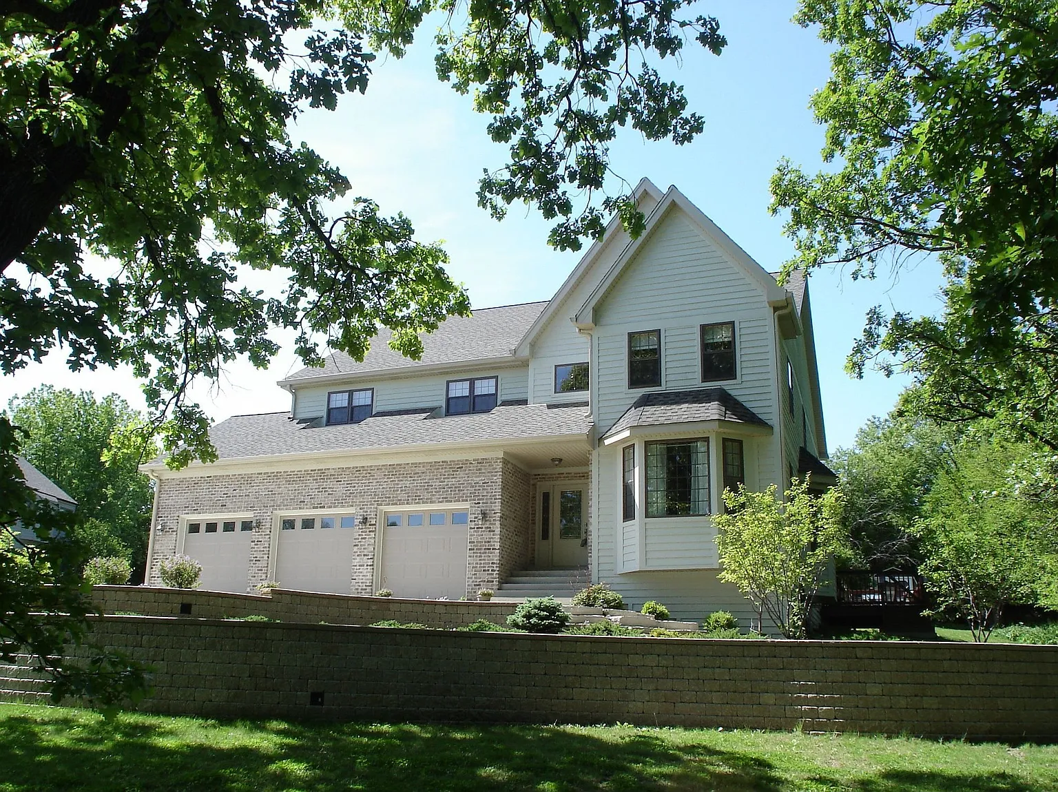 4N736 S Circle Dr photo 1