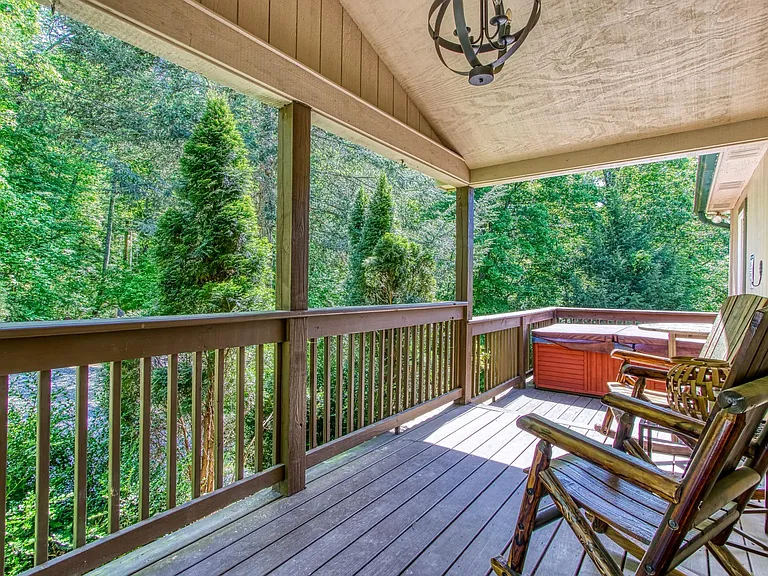 3708 Harris Mountain Way — Photo 32