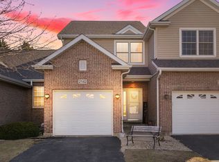 2142 Autumn Ln, Dekalb, IL 60115