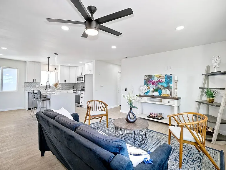 Coastal Living at Its Finest Brand-New 2 Bedroom Near Imperial Beach! — Photo 16