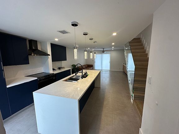 2nd image of 2721 NE 15th St #2721