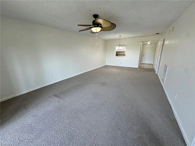 5667 Rattlesnake Hamm Rd N #B-301 — Photo 3