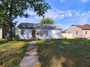 602 S Elm St, Kimball, NE 69145