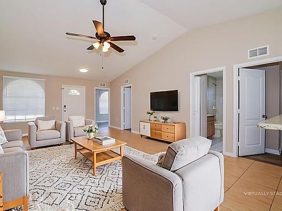 5th image of 529 Basil Ct