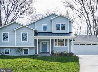 313 Valeview Ct NW, Vienna, VA 22180