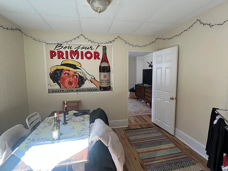 29 Clark St #4 — Photo 3