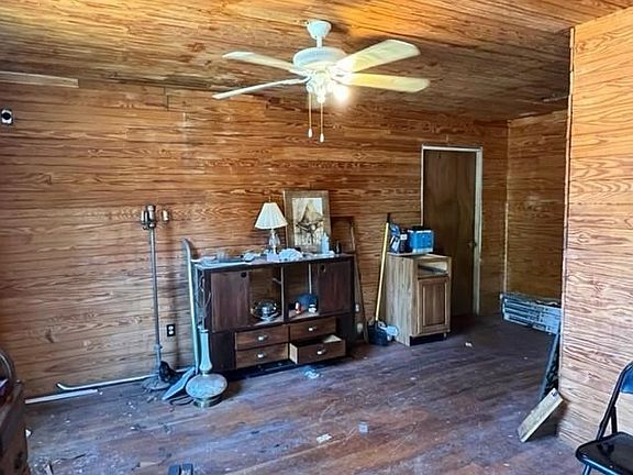 2nd image of 3504 W Boyce Ave