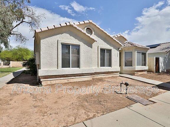 2nd image of 8520 W Palm Ln Unit 1084