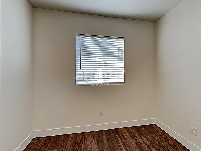 1890 N Montgomery Way — Photo 13