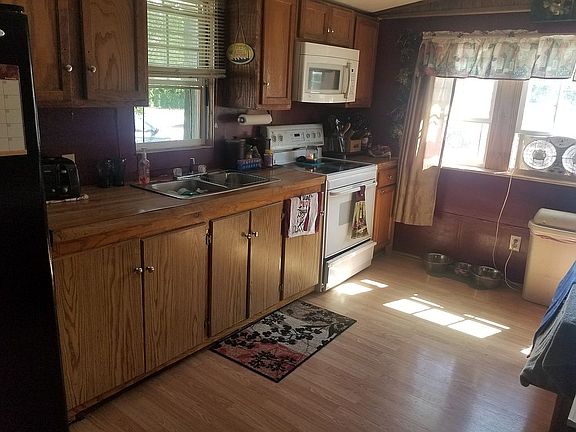 2nd image of 125 Mountain Village Dr