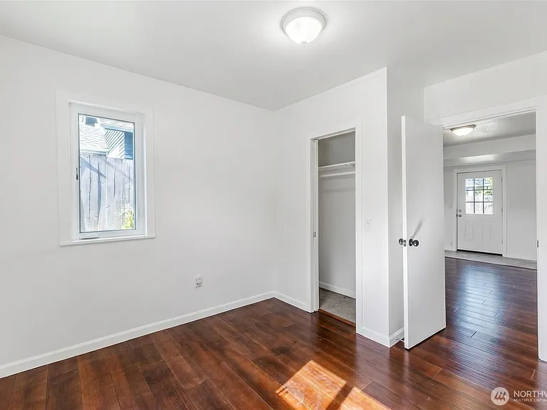 1102 N Sheridan Ave #D — Photo 4