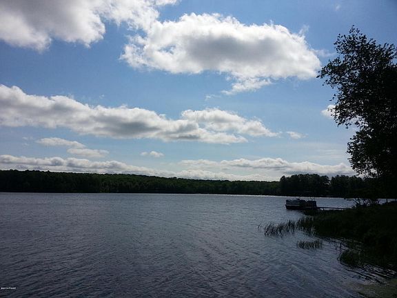 2nd image of 224 Fawn Lake Dr