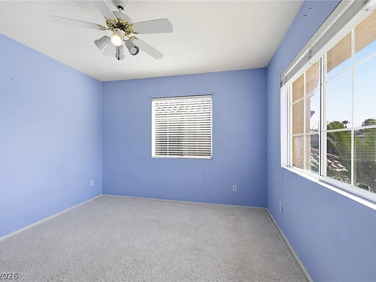 9236 Eagle Ridge Dr — Photo 18