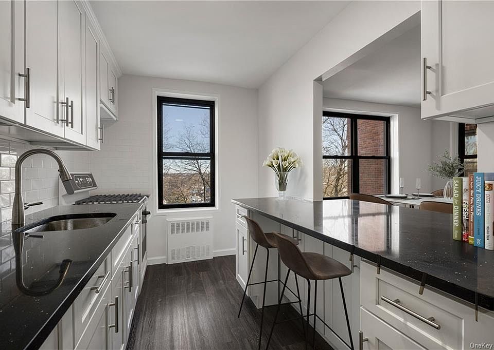 1st image of 1 Remsen Rd APT 2E
