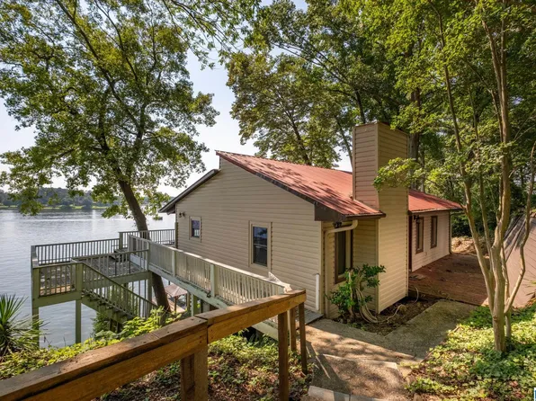 417 W Sunset Dr, Talladega, AL 35160