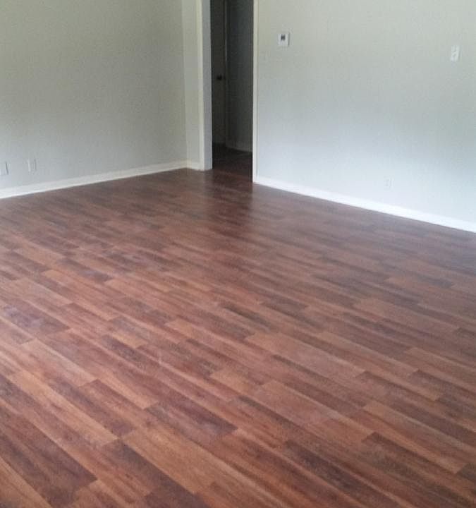 2nd image of 1415 N Union Ave