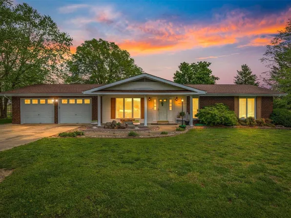 2608 Wycliff Dr, Farmington, MO 63640