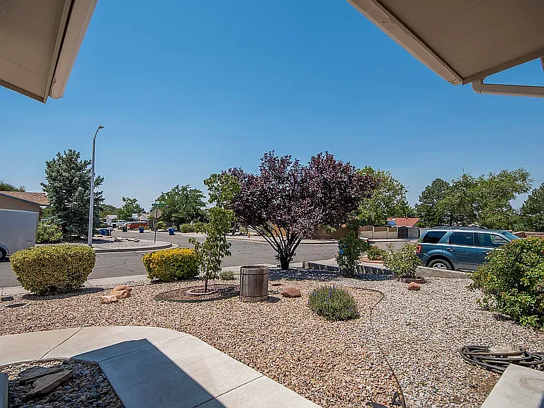 13509 Pierce Arrow Rd NE — Photo 3