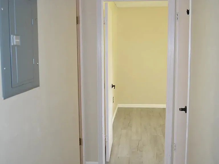 324 Ray Ave — Photo 20